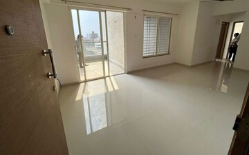 Room in 3 BHK Apartment at Guardian Eastern Meadows, Wagholi – for Sale