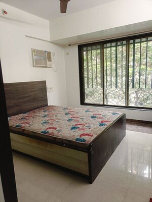 Bedroom in 2 BHK Apartment at Ek Omkar, Chembur – for Rent