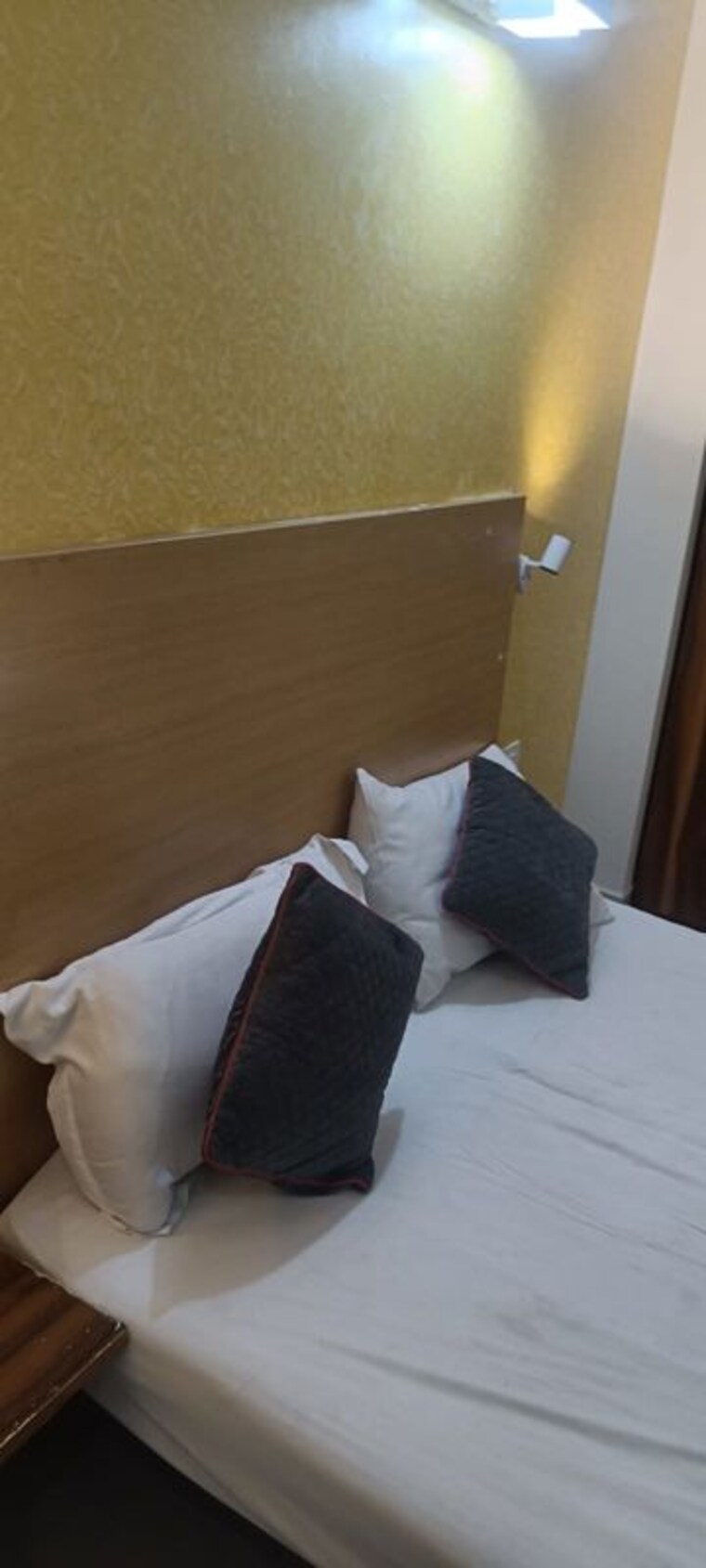 Bedroom, shree-vardhman-mantra 2 Bedroom 800 Sq.Ft. Apartment In Sector 67 Gurgaon 10028669