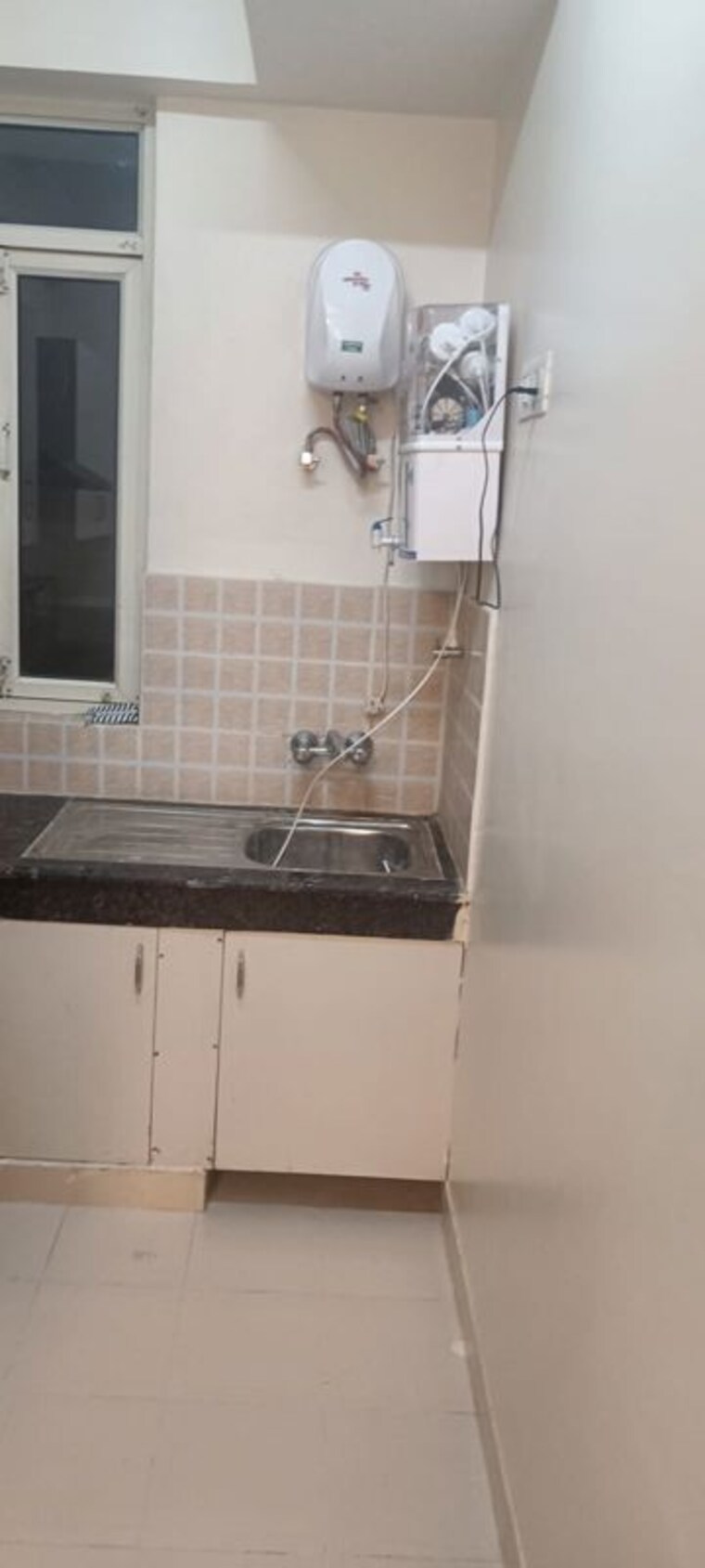 Bathroom, shree-vardhman-mantra 2 Bedroom 800 Sq.Ft. Apartment In Sector 67 Gurgaon 10028669