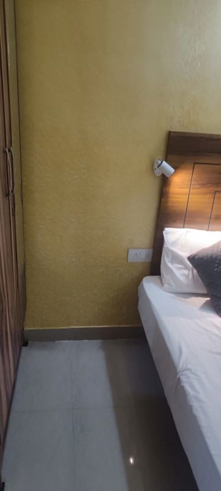 Bathroom, shree-vardhman-mantra 2 Bedroom 800 Sq.Ft. Apartment In Sector 67 Gurgaon 10028669
