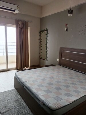 Bedroom in 1 BHK Apartment at Paramount Golfforeste, Zeta I Greater Noida – for Rent