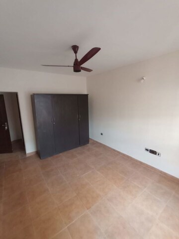 Room in 3 BHK Apartment at Golden Orchid Ashok Nagar, Ashok Nagar – for Rent
