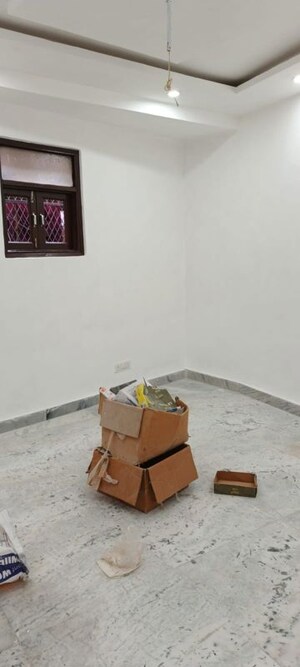 Furnished Amenities in 2 BHK Builder Floor at Mehrauli – for Sale