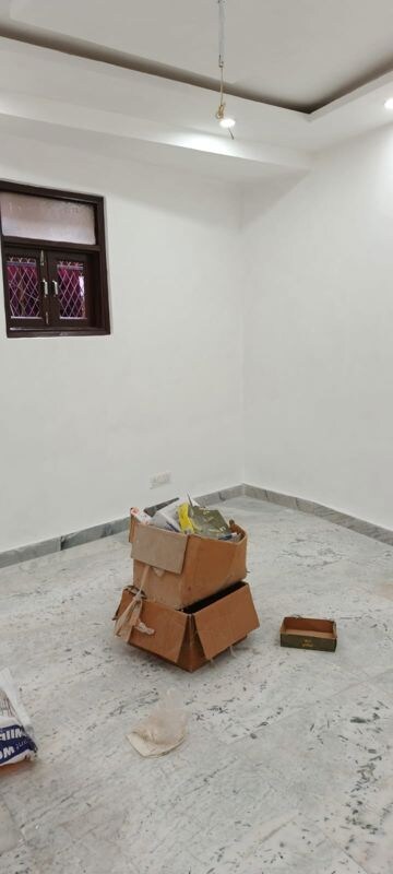 Furnished Amenities in 2 BHK Builder Floor at Mehrauli – for Sale