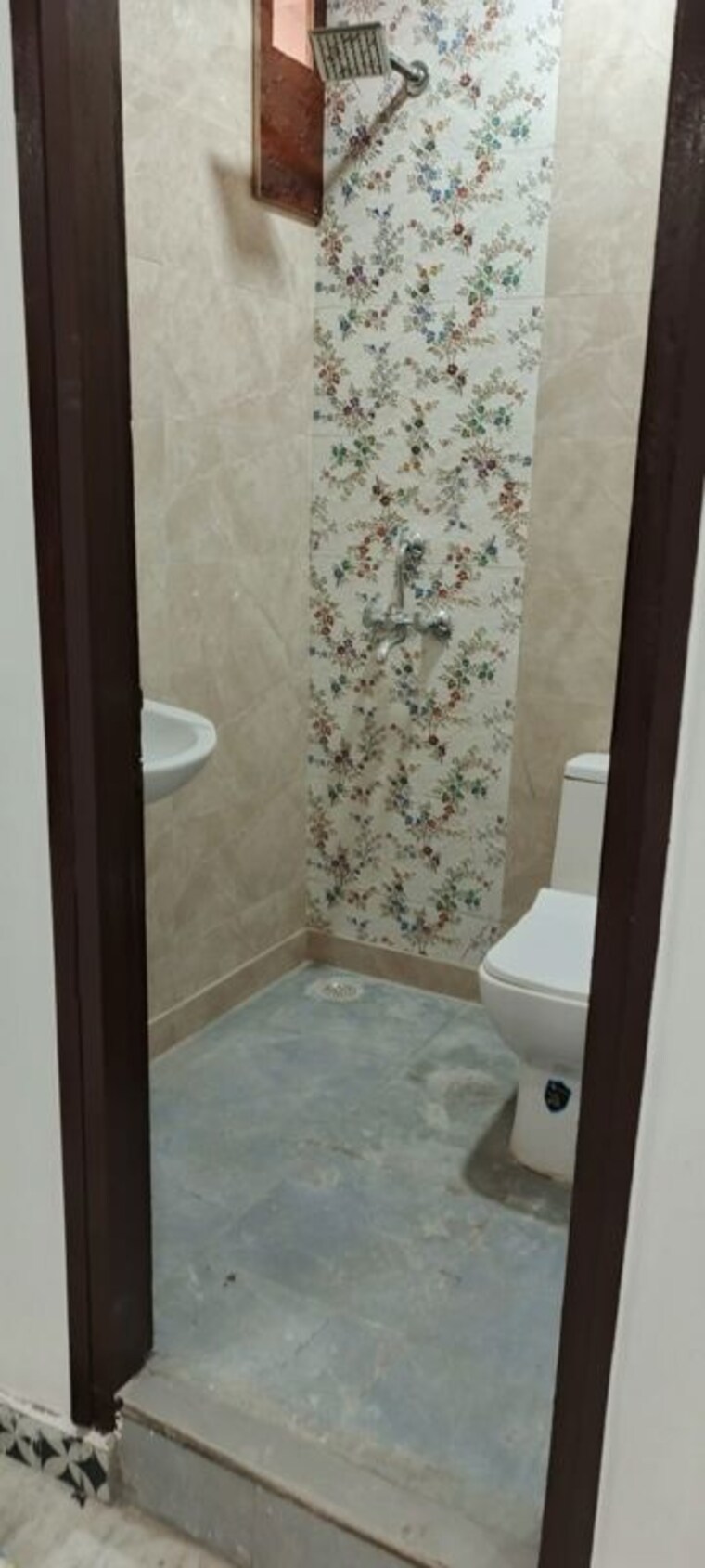 Bathroom, mehrauli 2 Bedroom 80 Sq.Yd. Builder Floor In Mehrauli Delhi 10028677