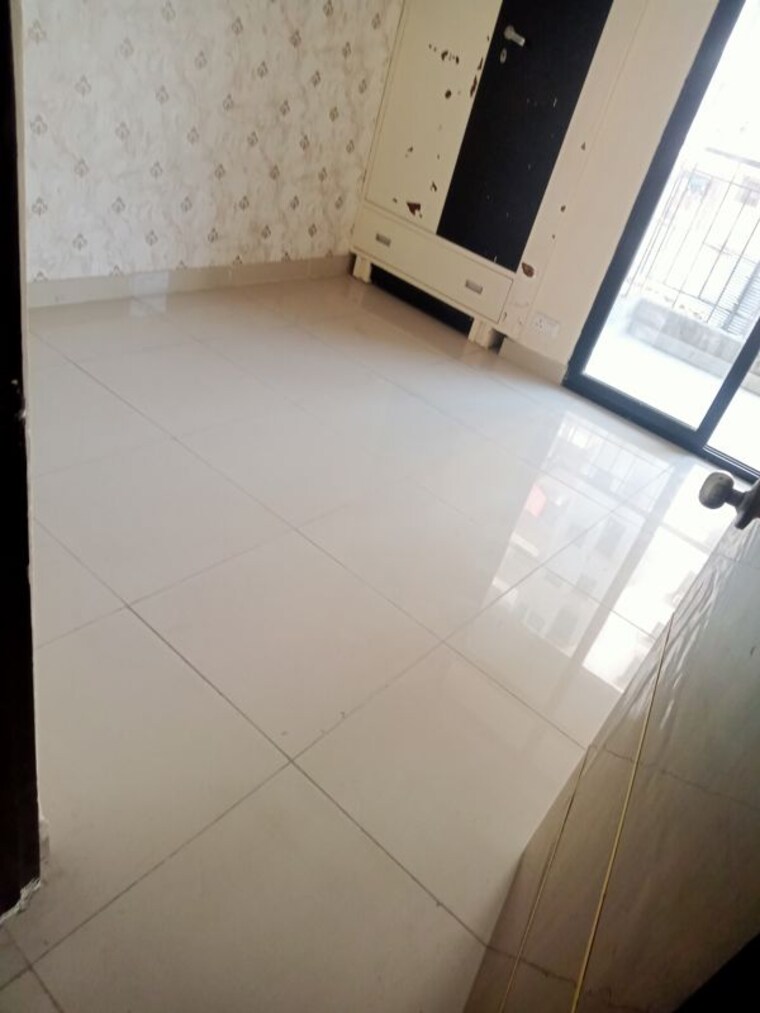 Bathroom, charms-castle-phase-ii 3 Bedroom 1330 Sq.Ft. Apartment In Raj Nagar Extension Ghaziabad 10028682