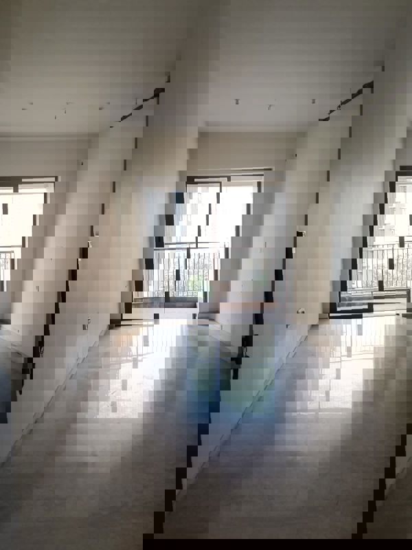 2 BHK 711 Sq.Ft. Apartment in Kalpataru Paramount E