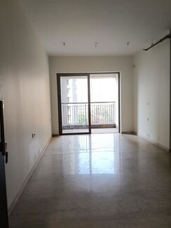 2 BHK Apartment For Rent in Kalpataru Paramount E