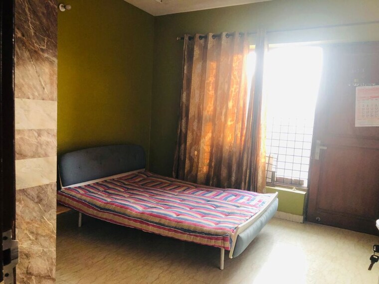 Bedroom, sector 23 3 Bedroom 1800 Sq.Ft. Villa In Sector 23 Gurgaon 10028698