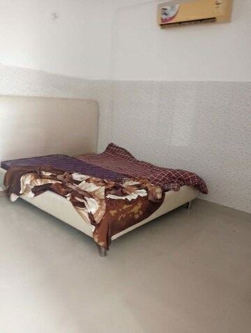 1 BHK Builder Floor For Sale in Vip Road