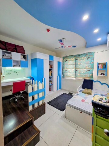 Team Area in 3 BHK Apartment at Prestige Lakeside Habitat, Varthur – for Rent