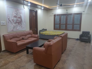 Living Room in 3 BHK Villa at Gomti Nagar – for Rent