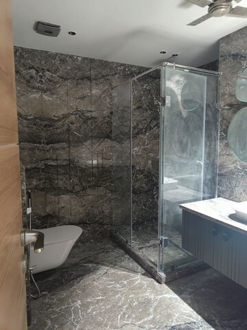 3 BHK Builder Floor For Rent in Kailash Colony