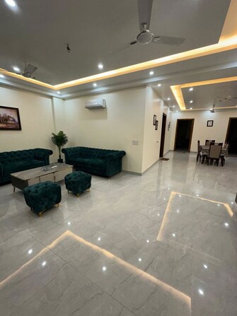 4 BHK 2560 Sq.Ft. Builder Floor in Uday Arden 45
