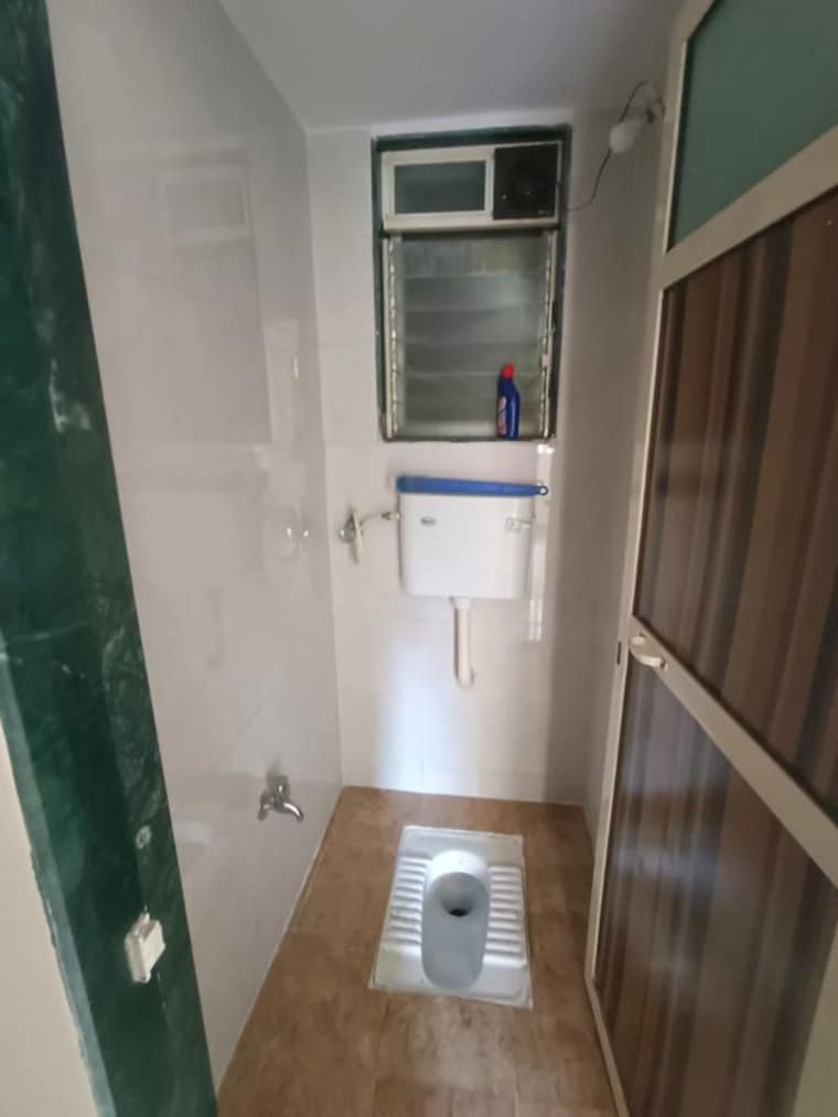 Bathroom, naupada 2 Bedroom 1292 Sq.Ft. Builder Floor In Naupada Thane 10028807