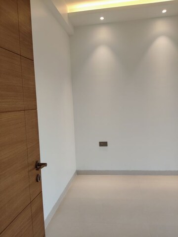 Room in 3 BHK Apartment at Aradhyam Spa City, Meerut Road – for Sale