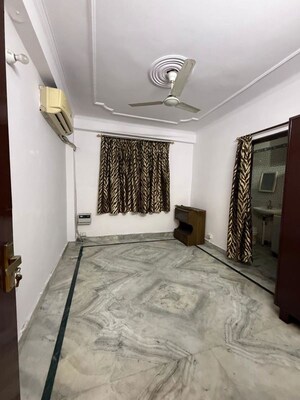 Bedroom in 2 BHK Apartment at Saket – for Rent