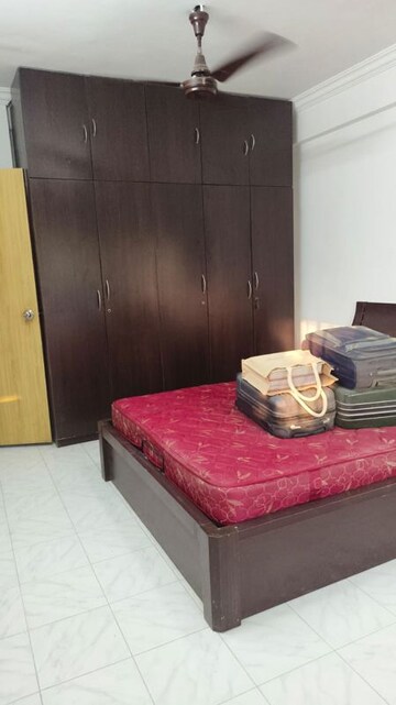 Bedroom in 2 BHK Apartment at Karachi Citizens CHS, Juhu – for Rent
