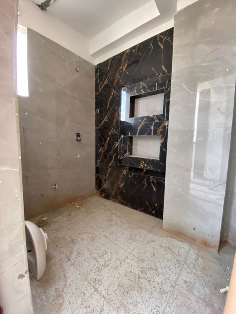  Parking, saket 1 Bedroom 650 Sq.Ft. Apartment In Saket Delhi 10029034