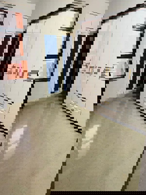 2.5 BHK + Servant Room 1350 Sq.Ft. Apartment in SRS Pearl Heights