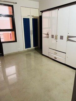 2.5 BHK + Servant Room Apartment For Sale in SRS Pearl Heights