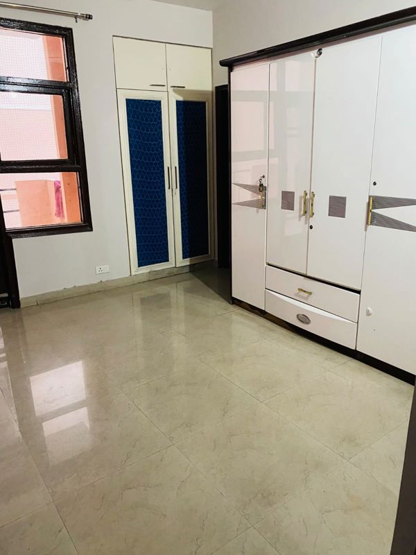 2.5 BHK + Servant Room Apartment For Sale in SRS Pearl Heights