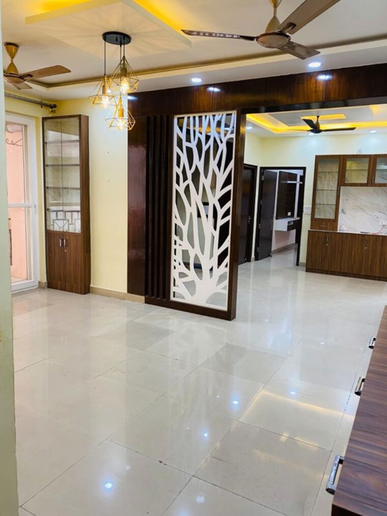Room, srs-pearl-heights 2.5 Bedroom 1350 Sq.Ft. Apartment In Sector 87 Faridabad 10028798