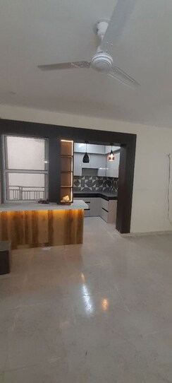 2 BHK Apartment For Rent in Signature Global The Millennia