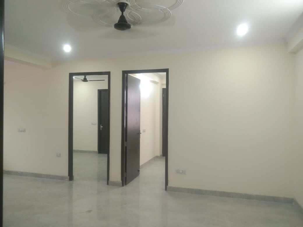 2 BHK + Pooja Room Builder Floor For Sale in Sector 78