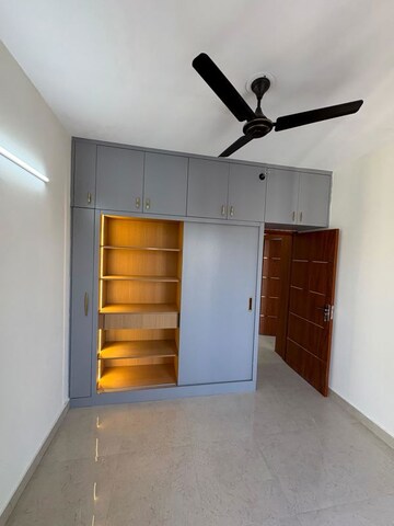 Room in 2 BHK Apartment at Signature Global The Millennia, Sector 37d – for Rent