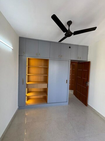 Room in 2 BHK Apartment at Signature Global The Millennia, Sector 37d – for Rent