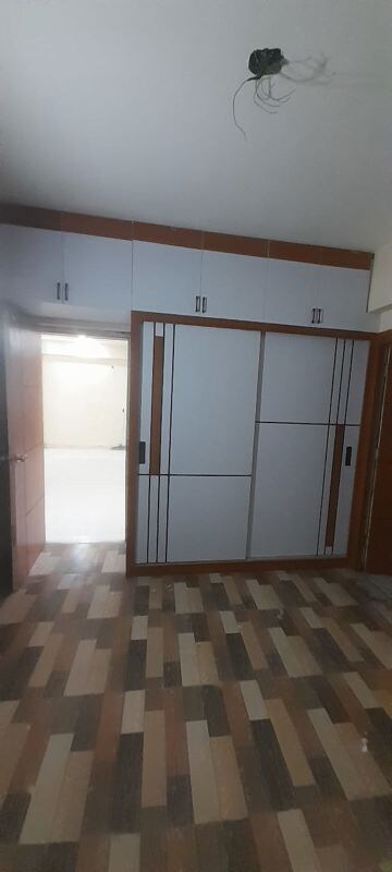 Room in 2 BHK Apartment at Signature Global The Millennia, Sector 37d – for Rent