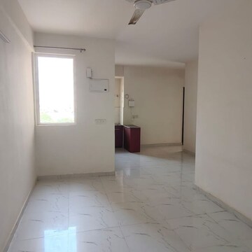 Room in 3 BHK Apartment at Pivotal Paradise, Sector 62 – for Rent