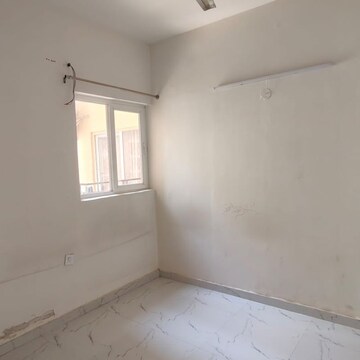 Room in 3 BHK Apartment at Pivotal Paradise, Sector 62 – for Rent