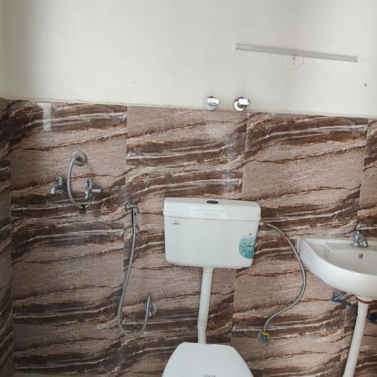 Bathroom, pivotal-paradise 3 Bedroom 1250 Sq.Ft. Apartment In Sector 62 Gurgaon 10029153