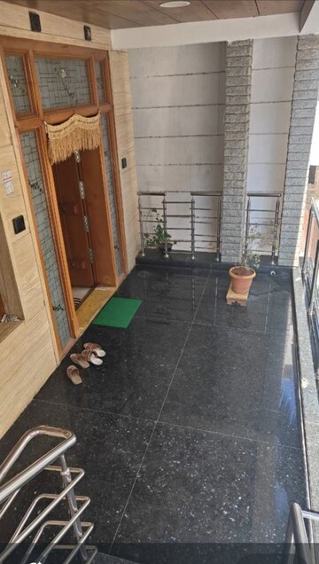 Balcony in 3 BHK Builder Floor at Rt Nagar – for Rent