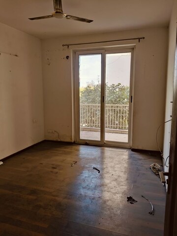 Room in 3 BHK Apartment at Sushma Crescent, Dhakoli – for Sale