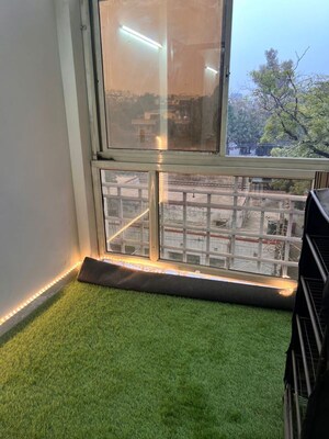 Balcony in 2 BHK Builder Floor at Lajpat Nagar I – for Rent