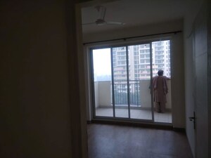 Room in 3 BHK Apartment at Bestech Park View Sanskruti, Sector 92 – for Rent