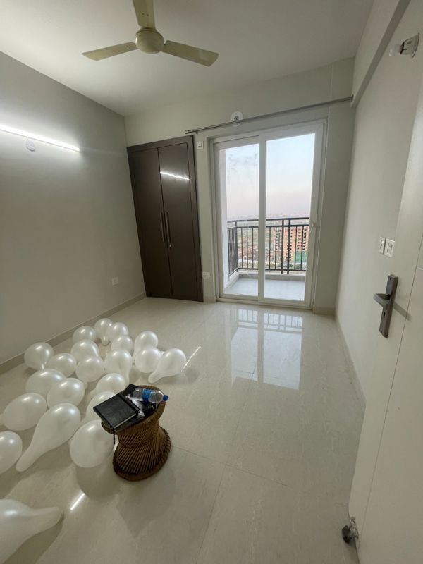3 BHK Apartment For Rent in Eldeco Live By The Greens