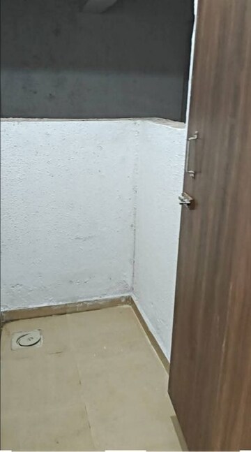 Bathroom in 1 BHK Apartment at Mahavir Square, Manpada – for Rent