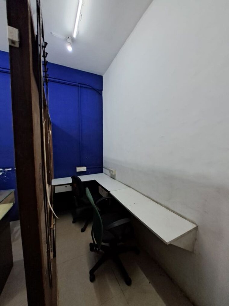 Terrace, midc Commercial Office Space 120 Sq.Ft. In Midc Mumbai 9909681