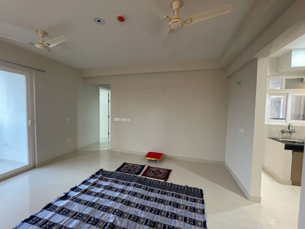2 BHK Apartment For Rent in Eldeco Live By The Greens