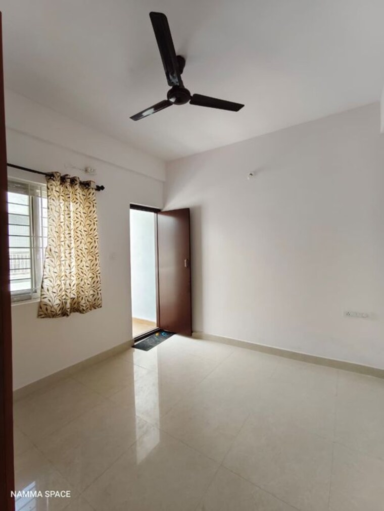 Room, haralur road 2 Bedroom 1000 Sq.Ft. Builder Floor In Haralur Road Bangalore 10029316