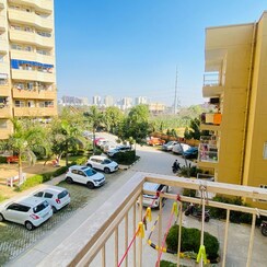 2 BHK Apartment For Rent in Pyramid Urban Homes 2