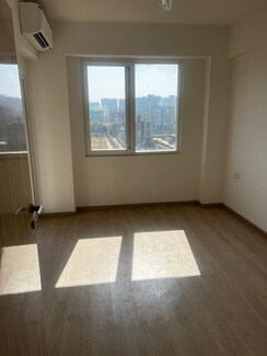 3.5 BHK + Extra Room Builder Floor For Rent in DLF Garden City Independent Floors