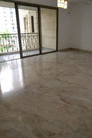 Room in 3 BHK Apartment at Hiranandani Estate Rodas Enclave, Ghodbunder Road – for Rent