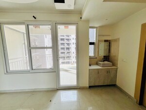 Room in 3 BHK Apartment at Ram Shanti Apartment, Sector 52 – for Rent