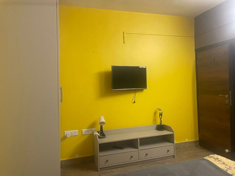 Bedroom, andheri west 2 Bedroom 900 Sq.Ft. Apartment In Andheri West Mumbai 10029372